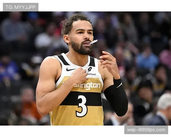 特雷·杨利用挡拆拉开空间提升关键时刻三分命中率